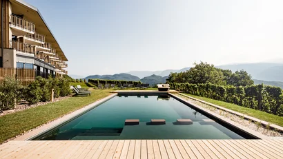 Wohlfühlen im luxuriösen Hotel in Tramin